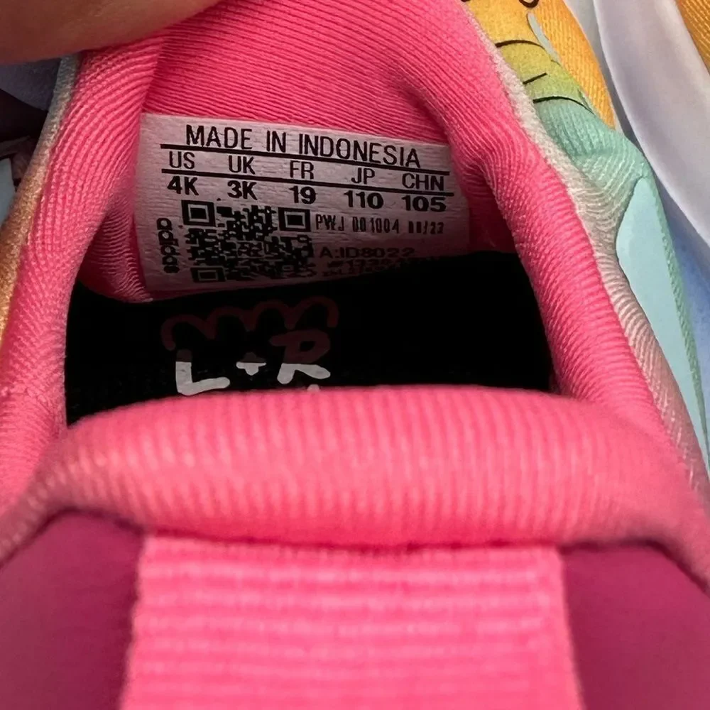 Infant Disney adidas monofit Minnie Mouse. Size 4. Never worn. - Picture 4 of 8